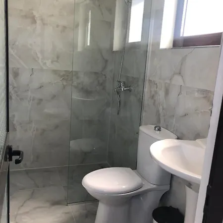 Pensión A&n Durrës